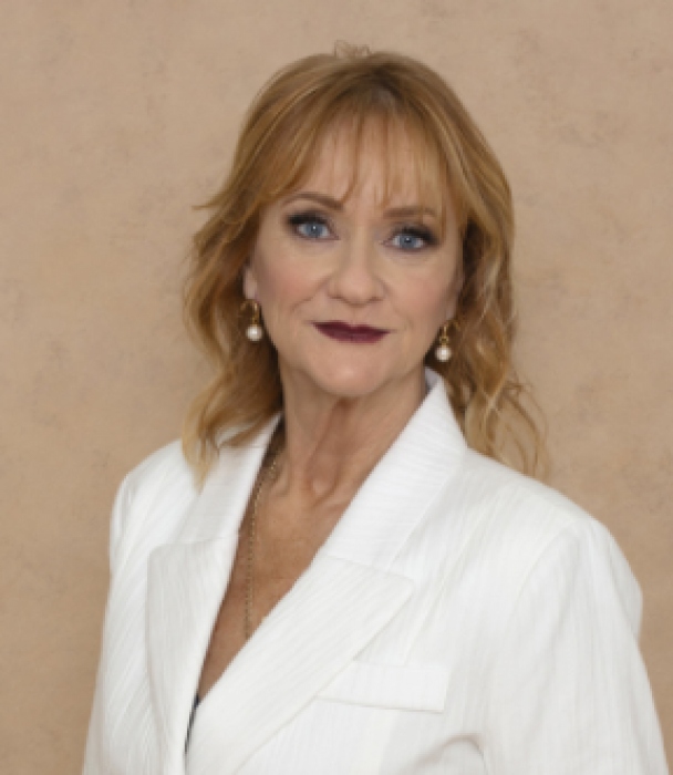 sue